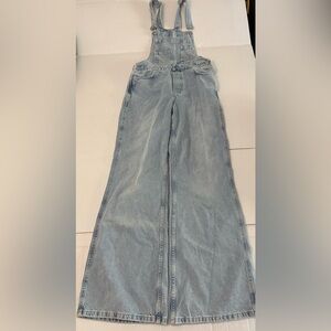 Zara  Long wide leg Overalls Size S inseam 31.5”